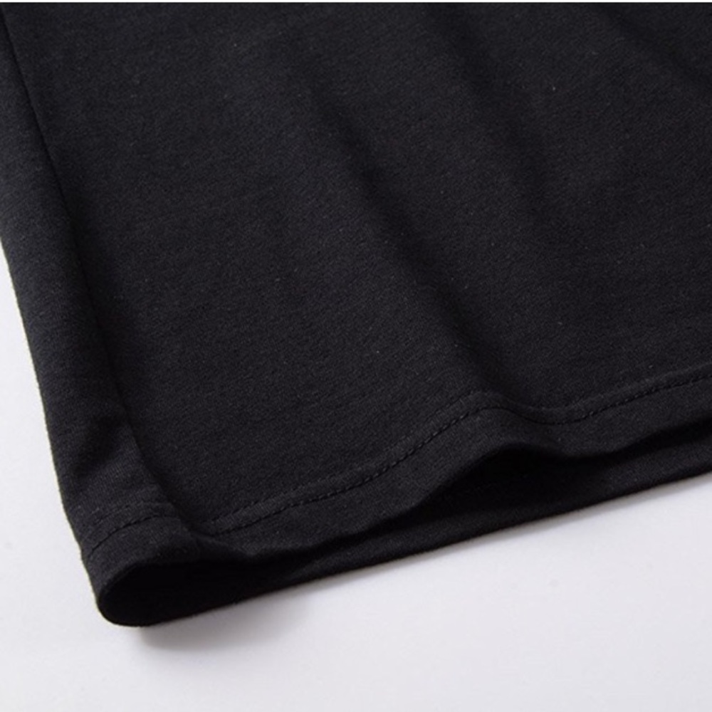 NWT Friends Graphic Tee - Picture 2 of 3